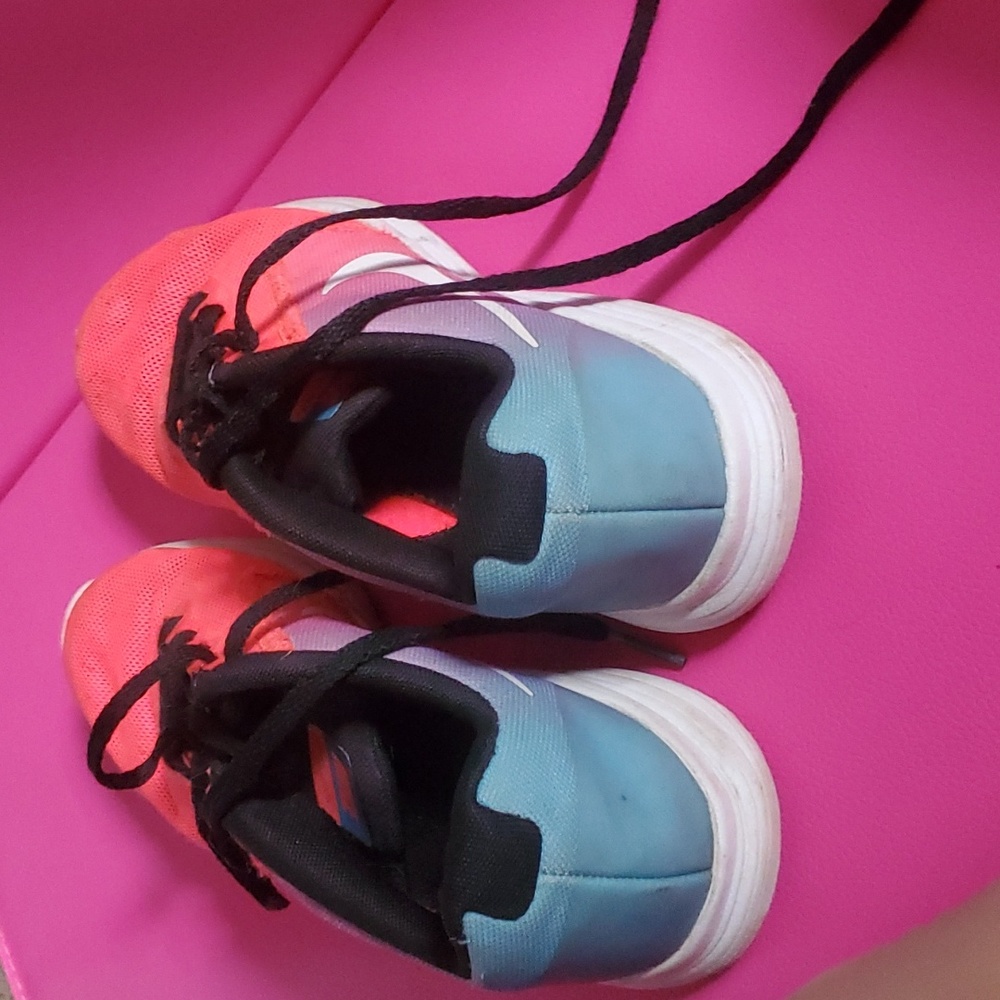 Nike Shoes girl 3.5